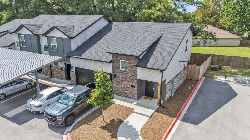 Fayetteville Townhome: 899 Rupple Rd