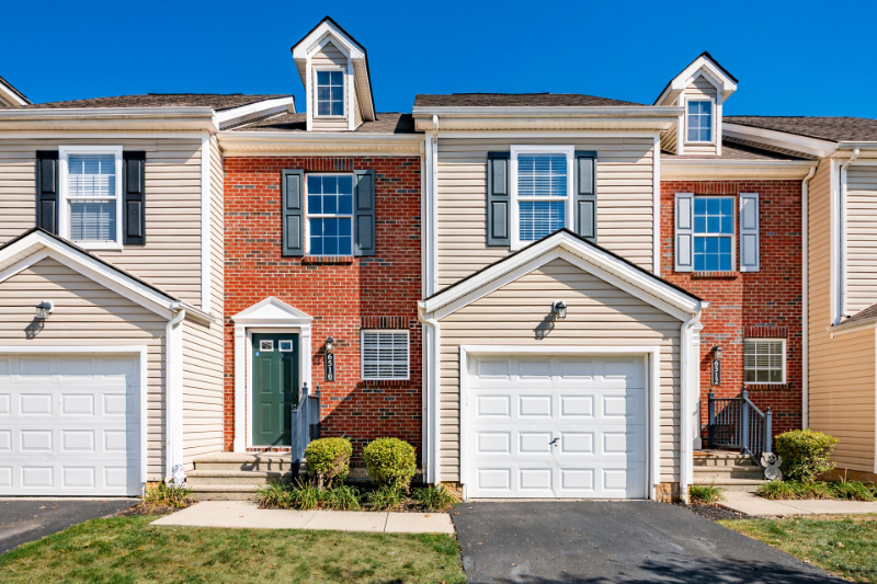 Westerville House: 6510 Ash Rock Cir