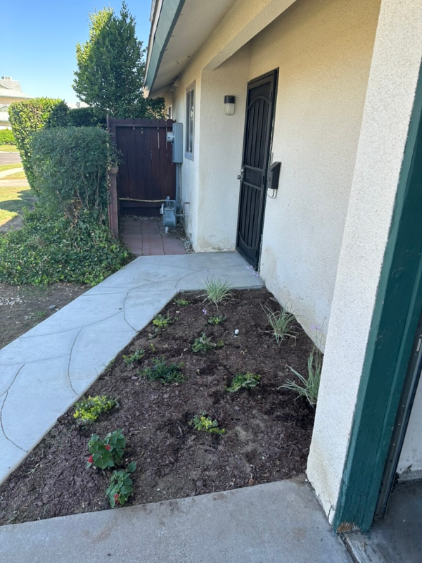 Fresno Condo: 4858 N Winery Circle