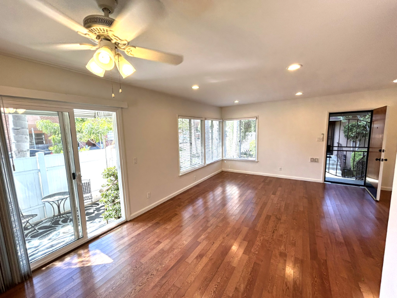 Los Angeles Multiplex: 2226 South Carmelina Ave