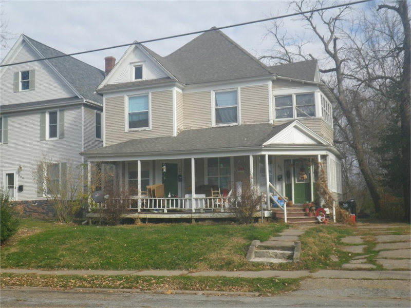 Ottumwa Multiplex: 940/942 N Court