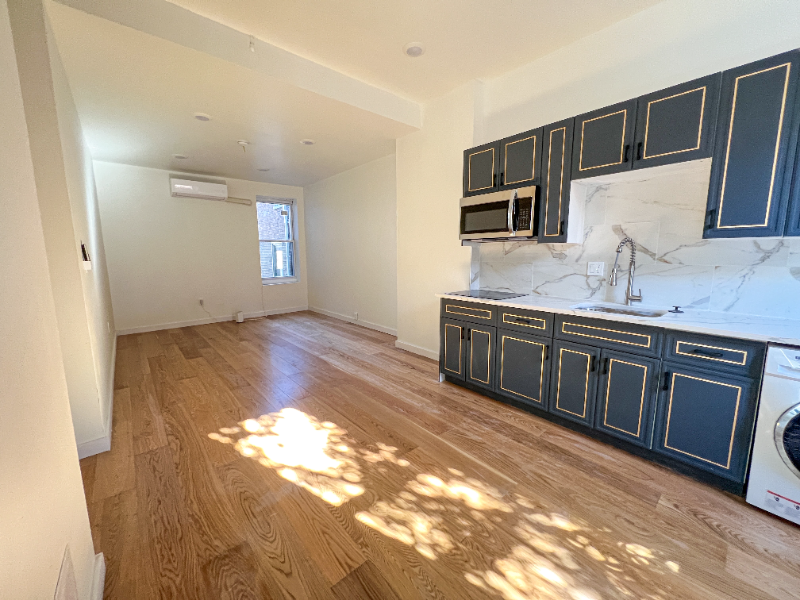 Philadelphia Condo: 2129 Pine St