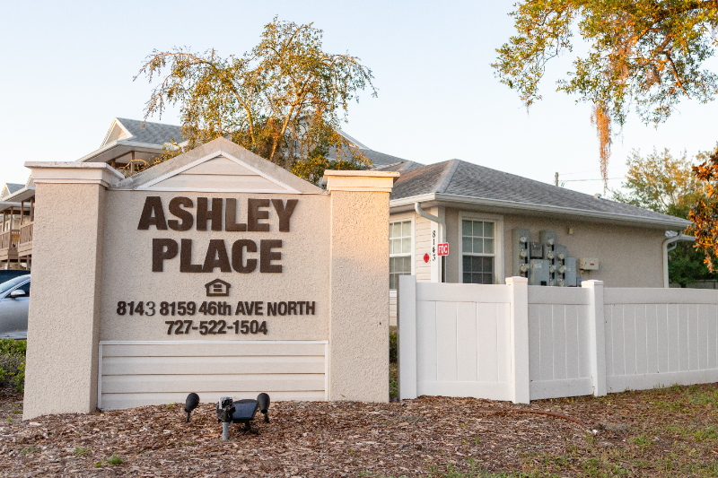 St Petersburg Apartment: 8147 46th Ave N.