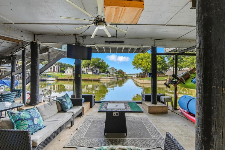 Azle Condo: 644 Harbor Dr