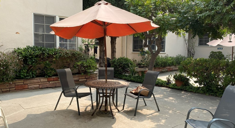 Santa Monica Apartment: 222-228 Idaho Ave