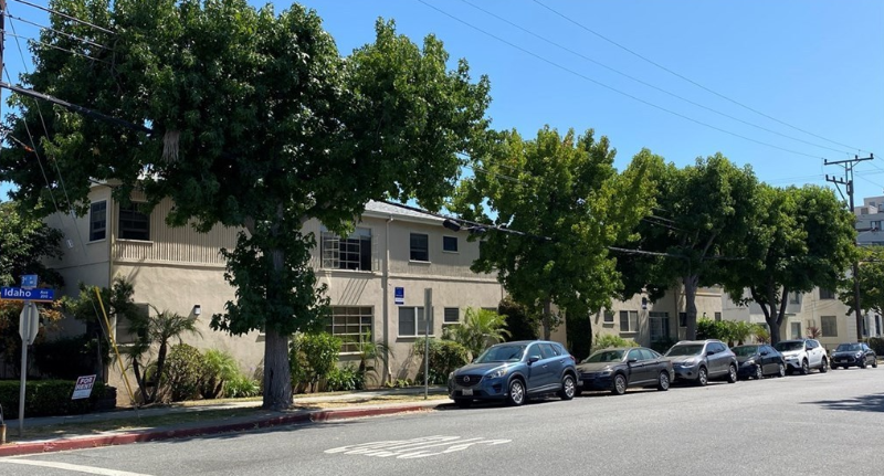 Santa Monica Apartment: 222-228 Idaho Ave