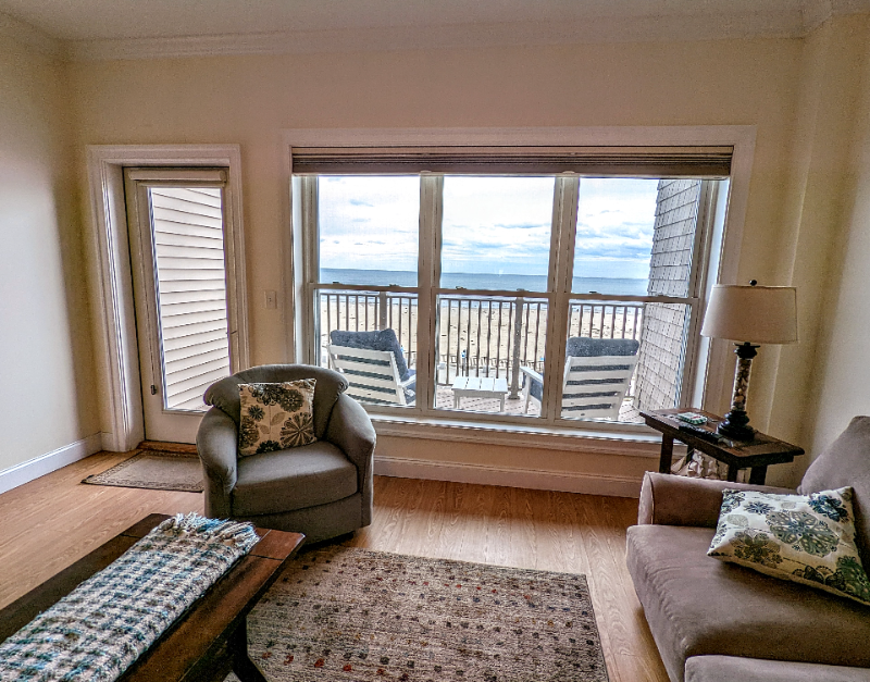 hampton House: 275 ocean blvd,