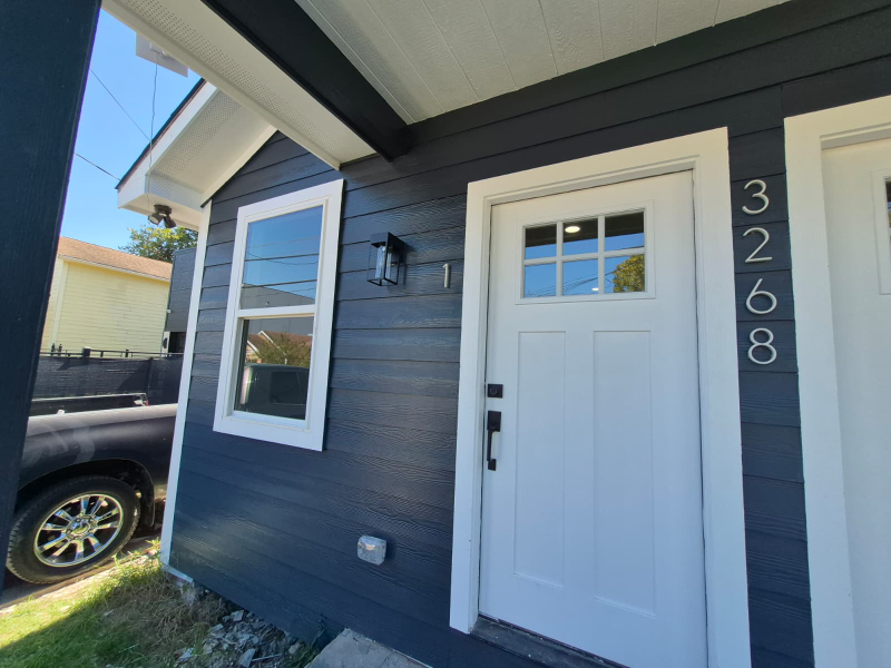 Houston Multiplex: 3268 Holman St