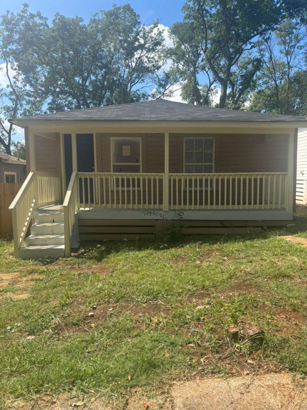 Birmingham House: 310 Gamma St S, Birmingham, AL 35205