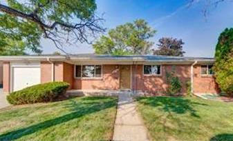 Arvada House: 6097 Quail Court