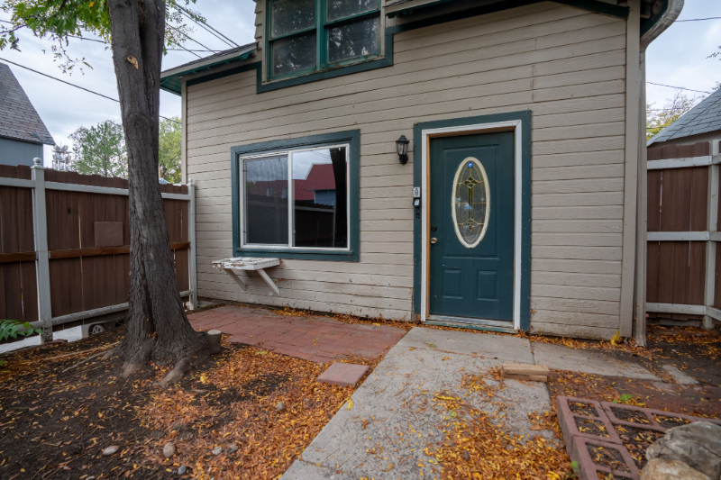 Grand Junction House: 861 Grand Ave