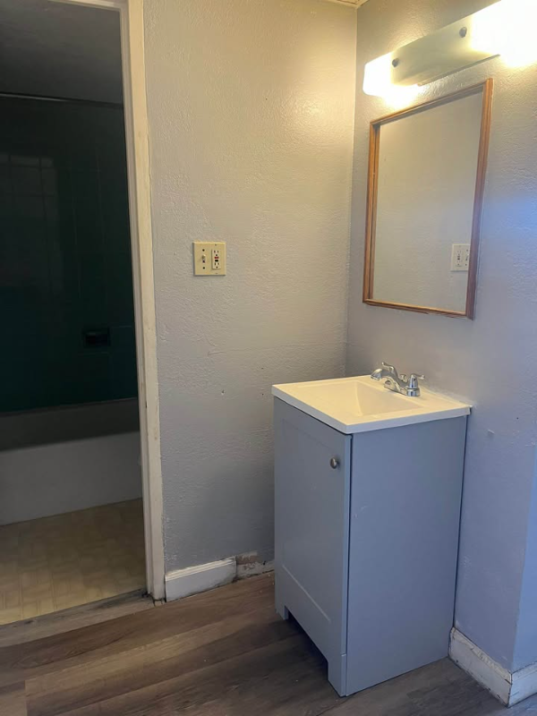 Toledo Apartment: 111 South Summit Street