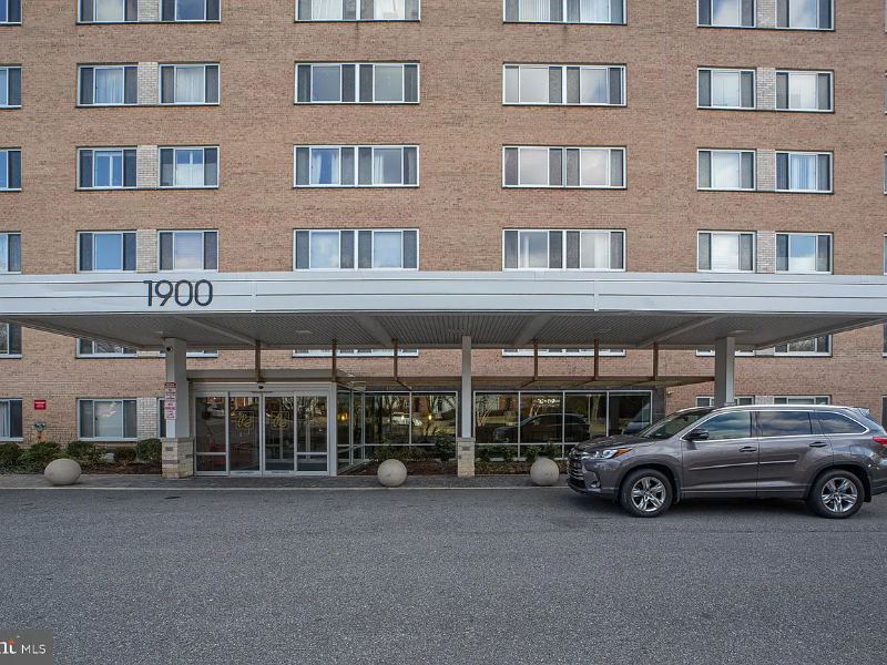 Silver Spring Condo: 1900 Lyttonsville rd