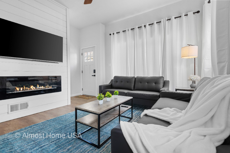 Sturgeon Bay House: 1335 Rhode Island St