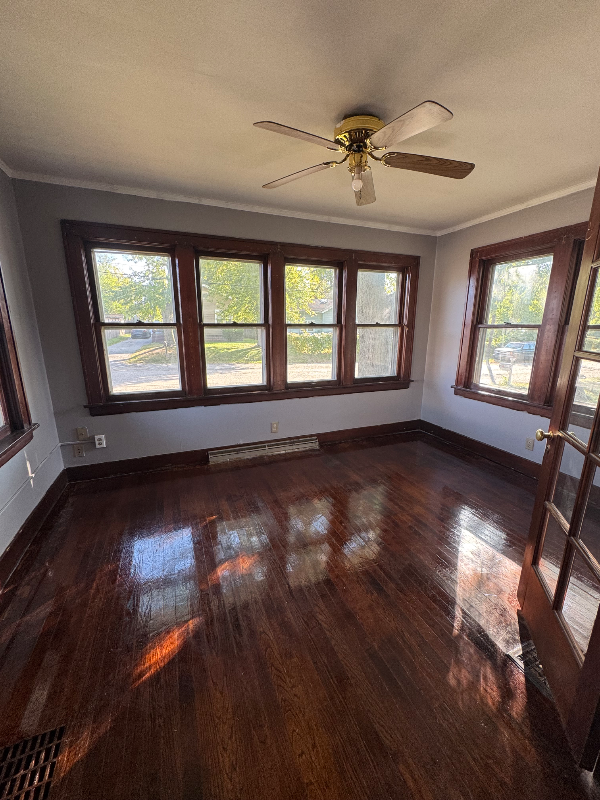 South bend House: 119 w Willow drive