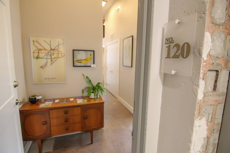 Des Moines Apartment: 121 12th St