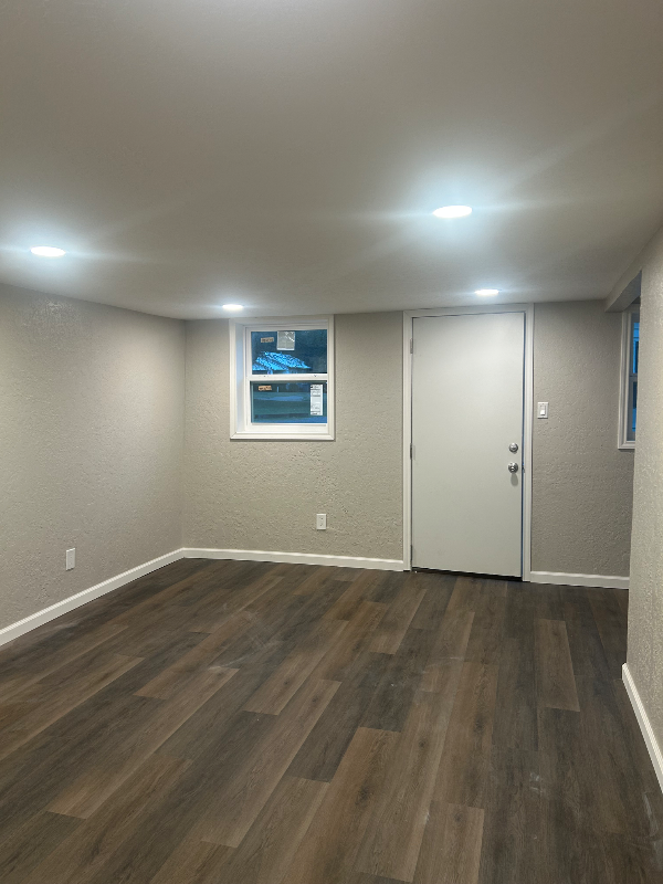 Duncan House: 1111 W Beech