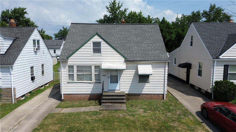 Maple Heights House: 20801 Franklin Rd