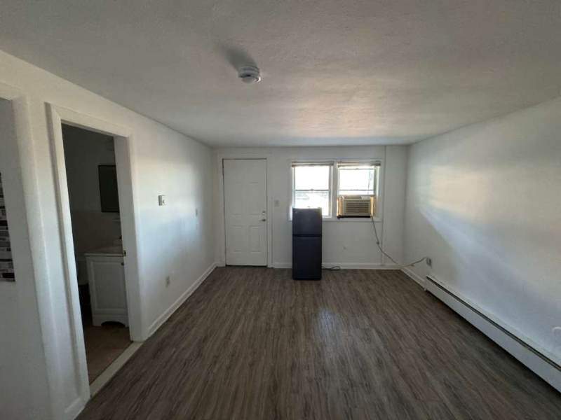 SPRINGFIELD Apartment: 50 STEVENS ST