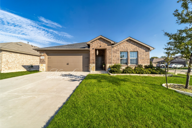 Royse City House: 3017 GOODRICH ST