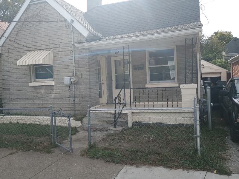 Lexington House: 154 East 7th Sreet