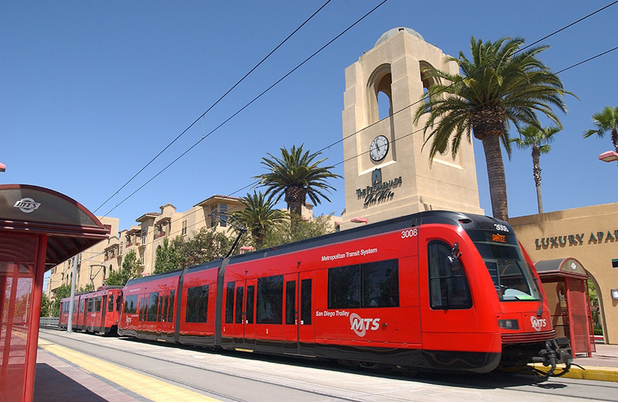 San Diego Condo: 8069 Caminito De Pizza