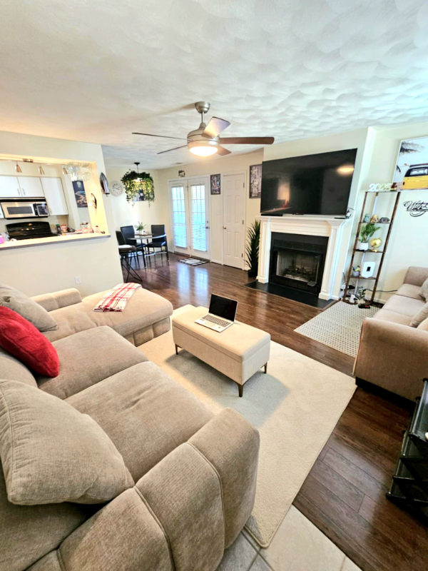 virginia Beach Condo: 2465 London Pointe