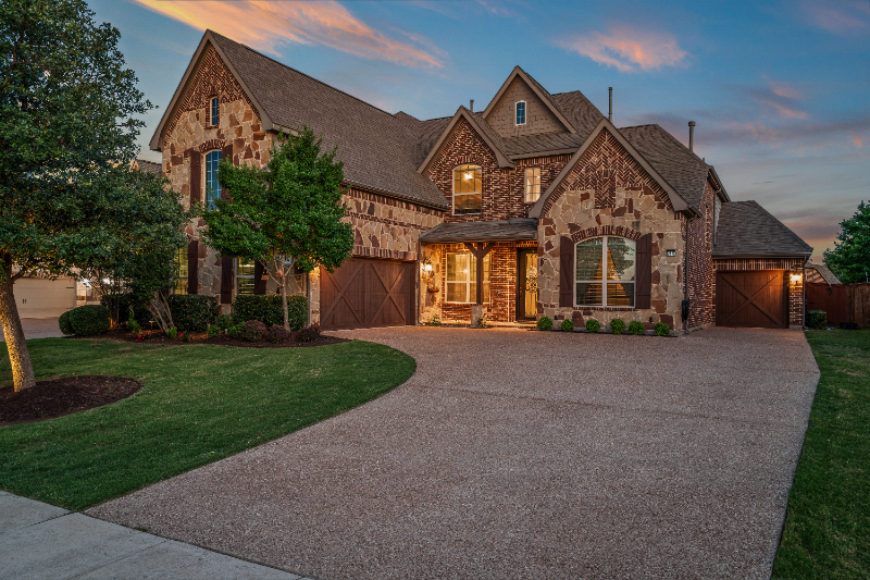 Trophy Club House: 2812 Waverley Dr