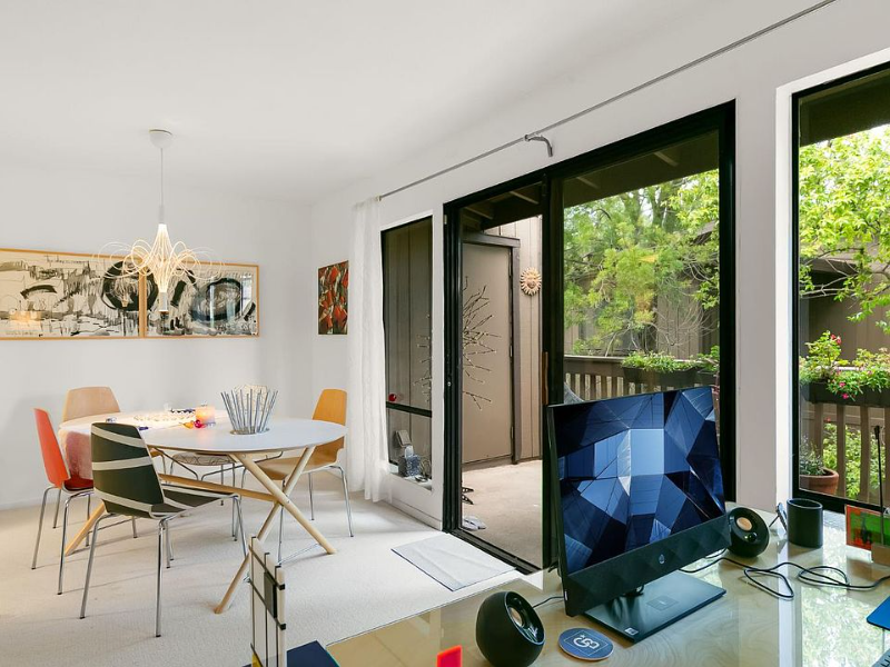 sacramento Townhome: 2424 Larkspur Ln