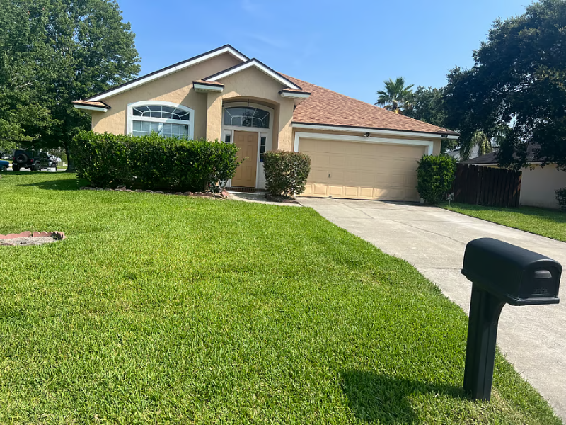 Jacksonville House: 1331 Haden Lane