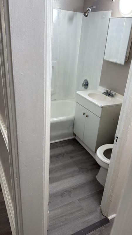 Cleveland Apartment: 1374 West Blvd