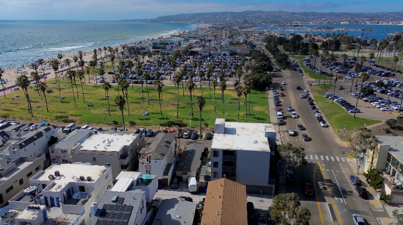 San Diego Apartment: 747 San Fernando Place