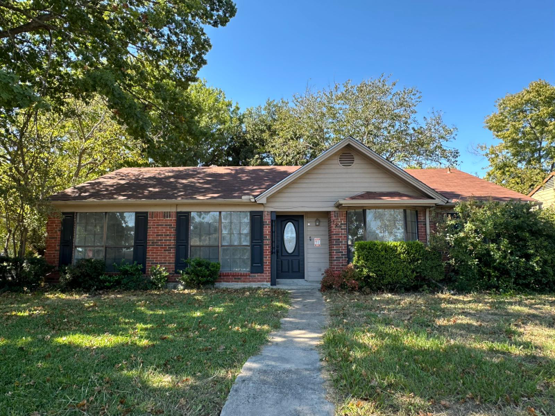 Wylie House: 301 Sheffield Drive