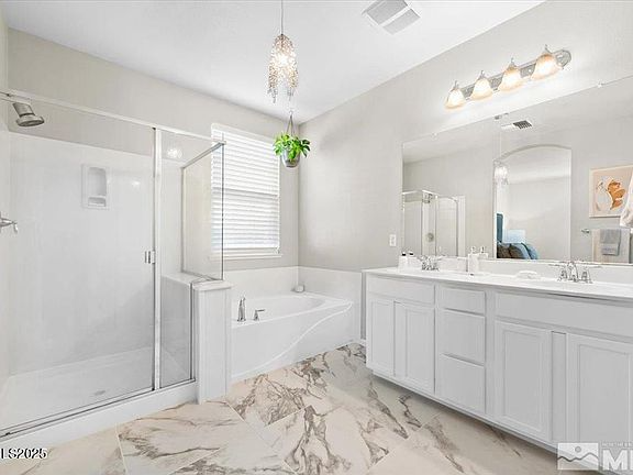 Reno Apartment: 1920 Wind Ranch Rd,