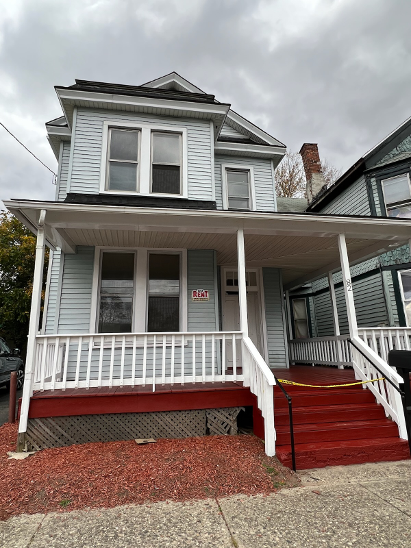 Port Jervis House: 82 Jersey Ave