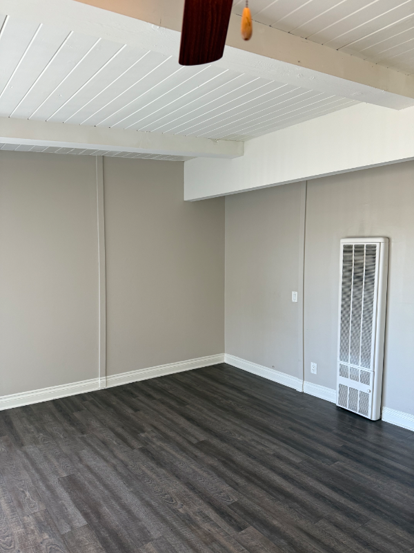 Oxnard Apartment: 443 Occidental Dr