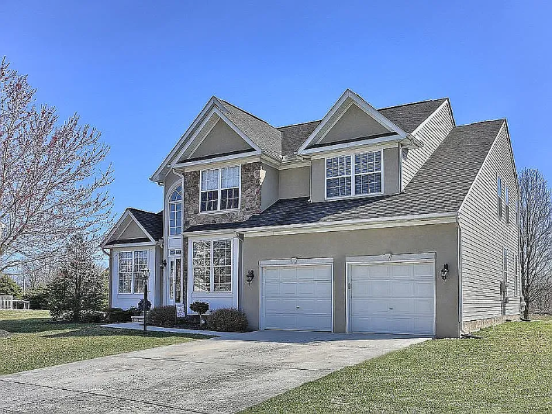 Mechanicsburg House: 11 Turmeric drive