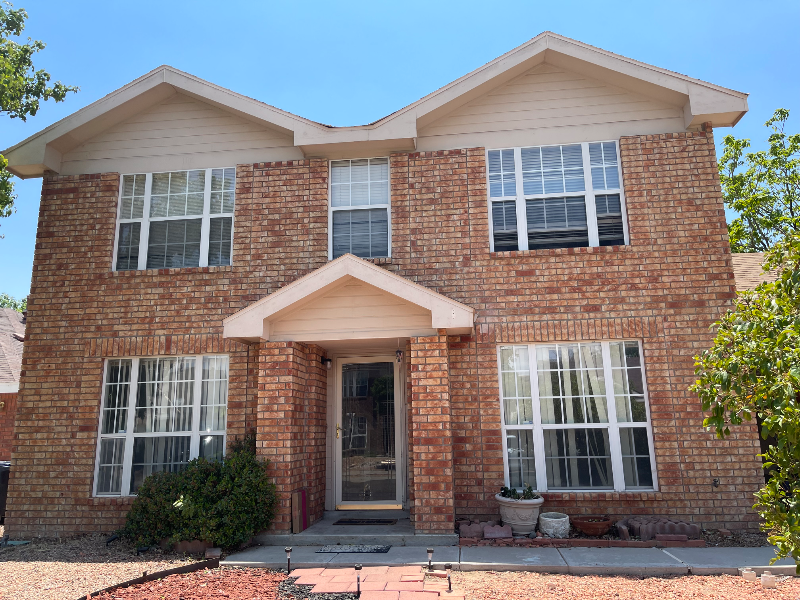 albuquerque House: 8008 Smokerise Ave