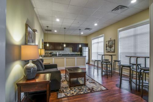 Nashville Condo: 2197 Nolensville Pike