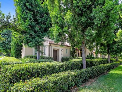 Irvine Condo: 64 Pathway