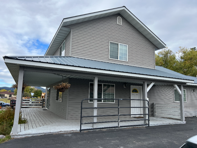 Kalispell House: 830 8th ST West