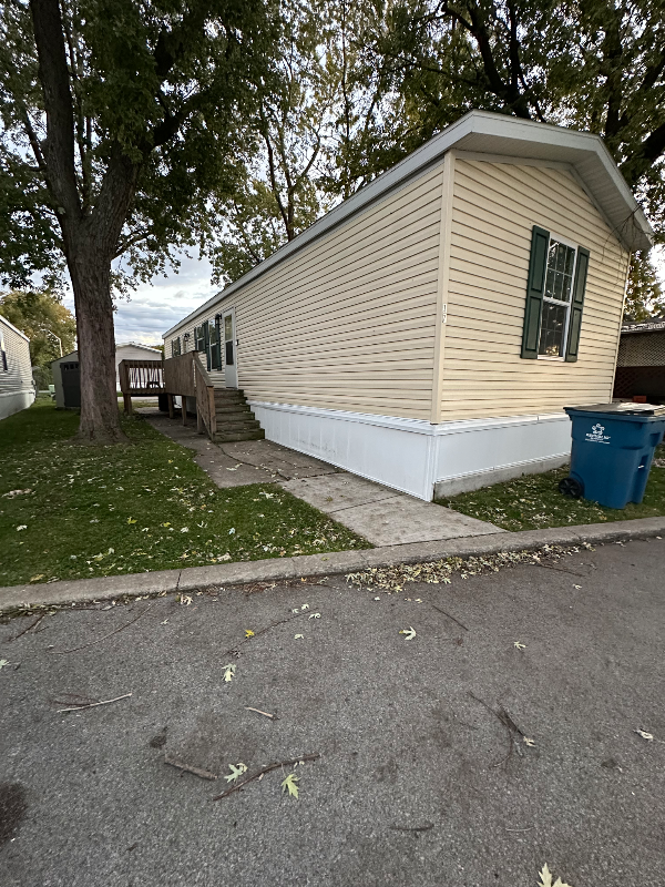 Blue Island Other: 14139 s. Western Ave Unit #17