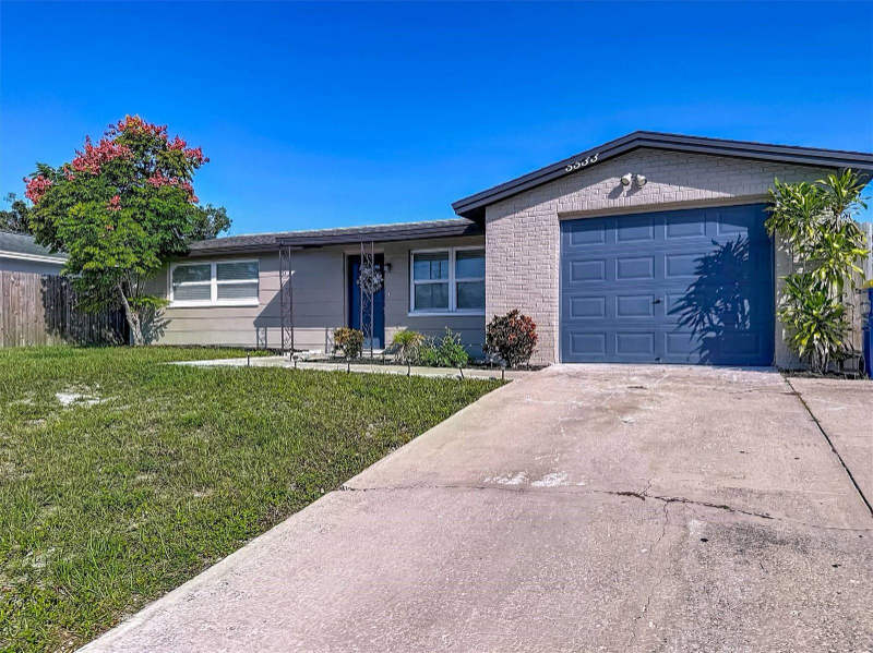 Holiday House: 5533 RIDDLE RD