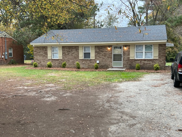 Rocky Mount House: 320 Kingston Ave.