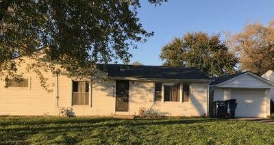 Hometown House: 9039 S. Knox Ave.