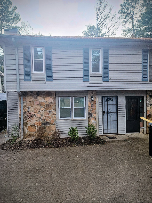 Conyers Condo: 1420 Villa Pines Court