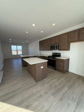 Plainfield Townhome: 25644 W. Yorkshire Drive