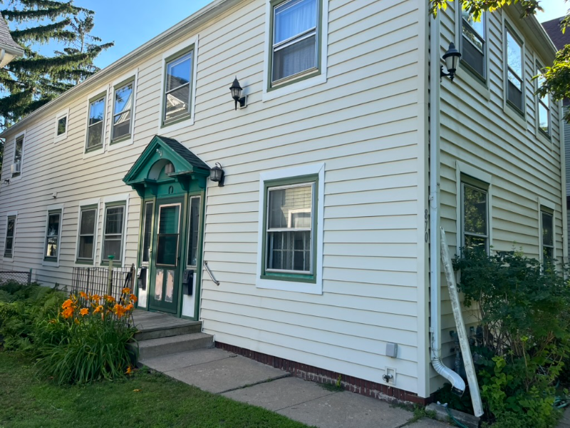 Saint Paul Multiplex: 870 Ashland Avenue