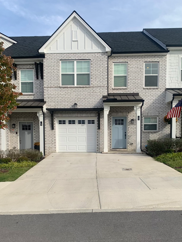 Hendersonville Townhome: 107 Dameron Drive