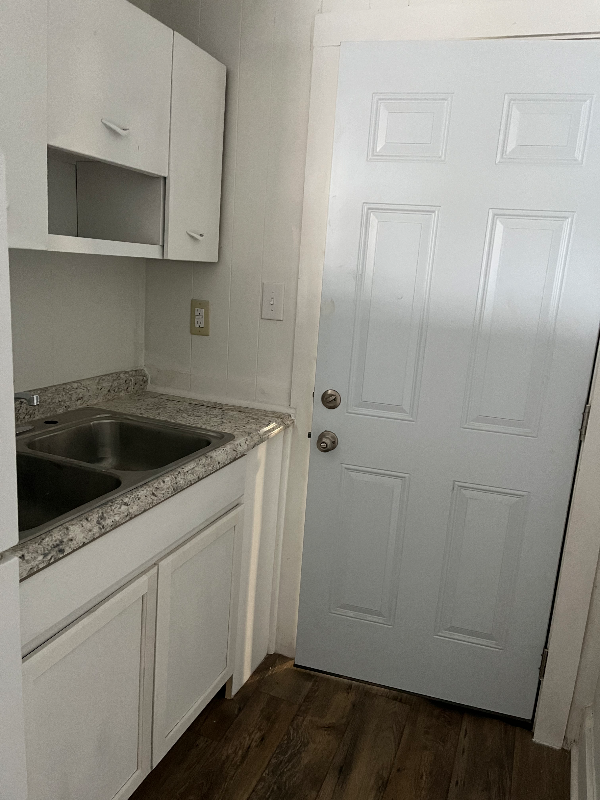 Muncie Multiplex: 713 adams